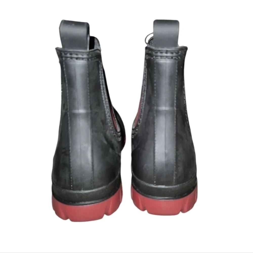 Storm By Cougar Tangent Chelsea Rain Boot  Woman Size 8